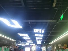 -极限PLAY运动娱乐新世界·团建派对潮玩休闲馆·室内蹦极高空游乐园