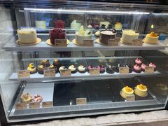 面包甜点陈列柜-PAPER STONE BAKERY(天环店)