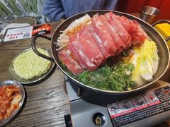 部队锅-MI WU FACTORY米屋美食工厂餐厅(绿地店)