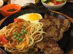 -豪客来牛排(人民东路店)