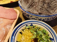 -旧街市鲜货老火锅(大光路店)