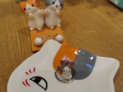 -藏猫猫咖啡主题馆(中央大道店)