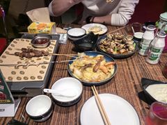 -蚝堡海鲜·威海菜·海肠捞饭·烧烤·亚洲吃蚝公司(幸福门店)
