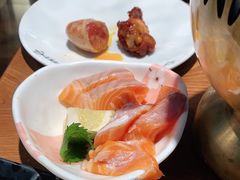 -亚马逊环球美食百汇(新城吾悦广场店)