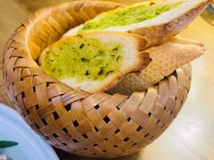 -Golden Lily河内巴黎法越料理餐厅(建国西路店)