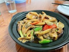 -胡子饮食店