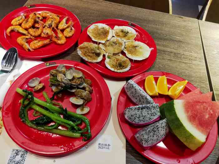 好伦哥比萨烤肉自助(大兴店)-"经常来绿地,基本三四层都要吃遍了哈哈.