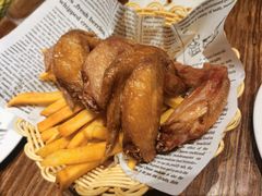 -1886德国汽车餐厅(外滩十六铺码头店)