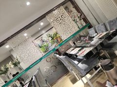 -何鲜菇火锅(大营盘店)