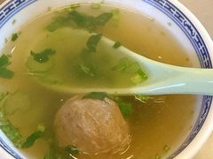 -潮界(LU·ONE凯德晶萃广场店)