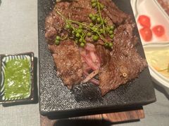 -左庭右院鲜牛肉火锅黑金店(陆家嘴中心店)