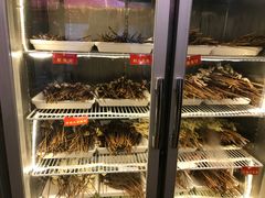 -拈签一笑黄牛肉辣卤串串