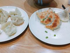-三好食堂(煎饺·馄饨·肉饼米线·盛世广场店)