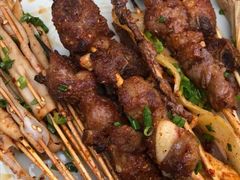 何师烤肉-何师烧烤Pro ·江湖川菜·小龙虾·精酿(太古里旗舰店)
