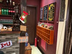 -小草屋轰趴馆别墅派对新场团建家庭聚会