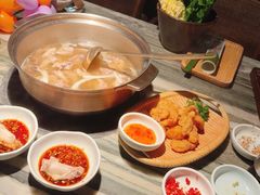 -大头椰·椰子鸡火锅(南宁万象城店)