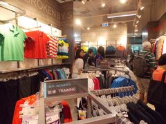 -东荟城名店仓