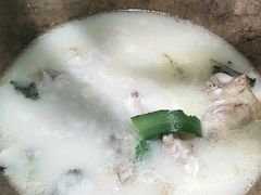 青椒紫苏锅底-渔小生蒸汽石锅鱼(印象城店)