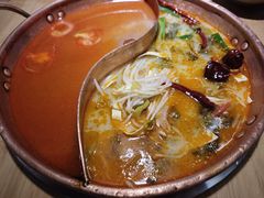 -洱火云南酸菜牛肉火锅(石景山当代商城店)