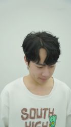 -一家只做男发烫染的店