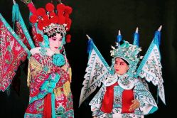 -华韵京剧摄影(洋桥角门东店)