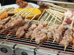 -哈尔滨小酒馆·鲜肉现穿自助烧烤(康新花园店)