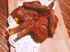 乳鸽-胡桃里乐队酒馆(鎏嘉码头店)