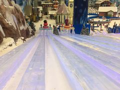 -长沙湘江冰雪世界