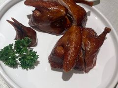 脆皮烧顶鸽-御宝轩(益丰·外滩源店)