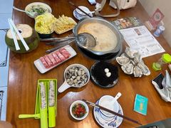 -老何家后安粉·糟粕醋海鲜火锅(三亚湾椰梦长廊店)