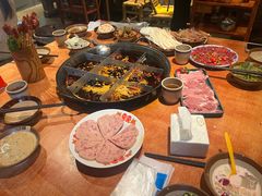 -周小明火锅(黑金冠社区店)