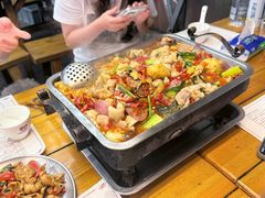 -后街佬·炭火鲜鱼杂(南城店)