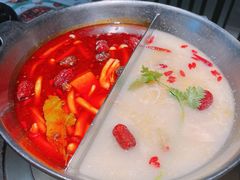 -湊湊火锅·茶憩(新中关购物中心店)