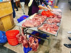 -标记美食新鲜猪杂(兴南大道店)