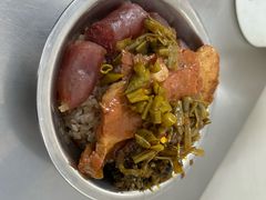 -梁阿婆廿年老牌扣肉糯米饭