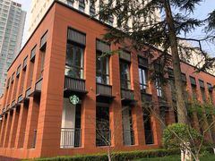 门面-星巴克(上海交通大学店)