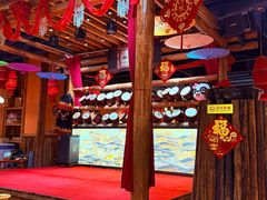 -老滇山寨•云南特色菜•地方菜•民族风情歌舞表演(金碧店)