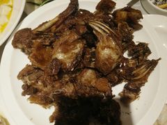 -湖庭壹品鸭王·传统北京烤鸭·别墅私房菜·庭院宵夜(江宁店)