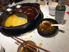 -钢管厂五区小郡肝串串香(奥克斯广场锦城万达店)