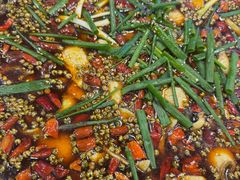 -乡土特色.冷锅鱼.牦牛肉汤锅