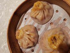 蟹粉汤包-松鹤面馆·古法焖肉面(观前店)