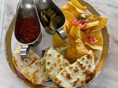 鸡牛双肉芝士墨西哥馅饼-The Rug Cafe(王府中环店)