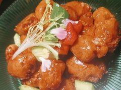 士多啤梨咕噜肉-粤·向群饭店(二沙岛店)
