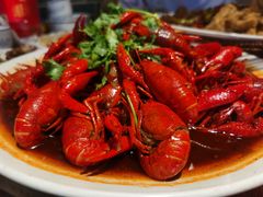 麻辣小龙虾-满堂春特色餐馆