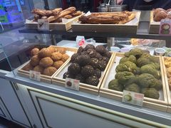 -西树泡芙(湖滨银泰in77B区店)