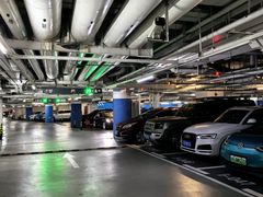 -兴业太古汇·停车场