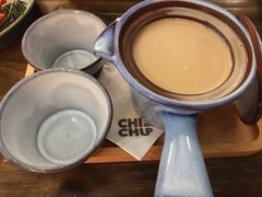 煮奶茶-彳亍咖啡·这里(水湾路店)