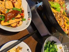 -富正毅三下锅(体育馆店)
