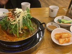 -喇喇排骨火锅·传统韩式脊骨汤(望京西园总店)