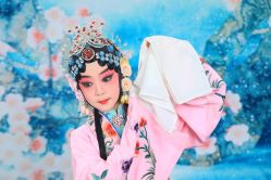 -霓裳雅韵京剧戏曲摄影(豪苑大厦店)